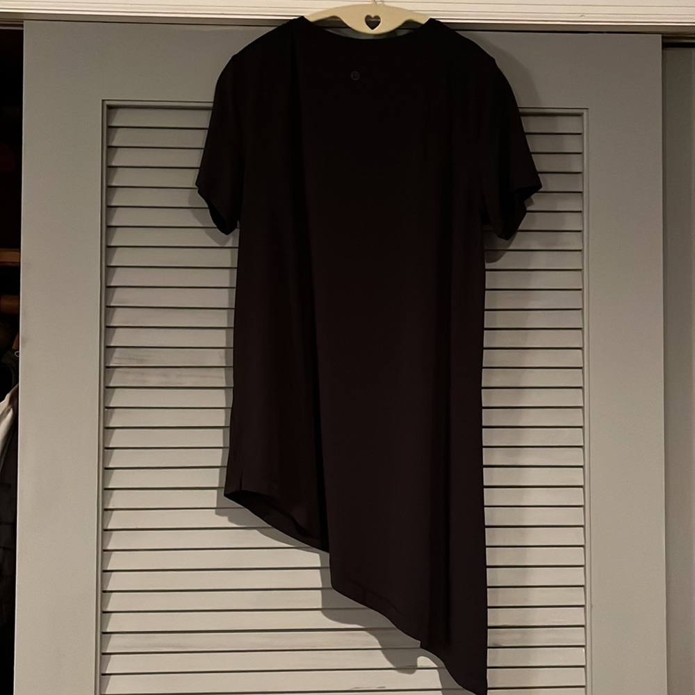 Lululemon V-Neck Asymmetrical Tunic - Picture 4 of 4